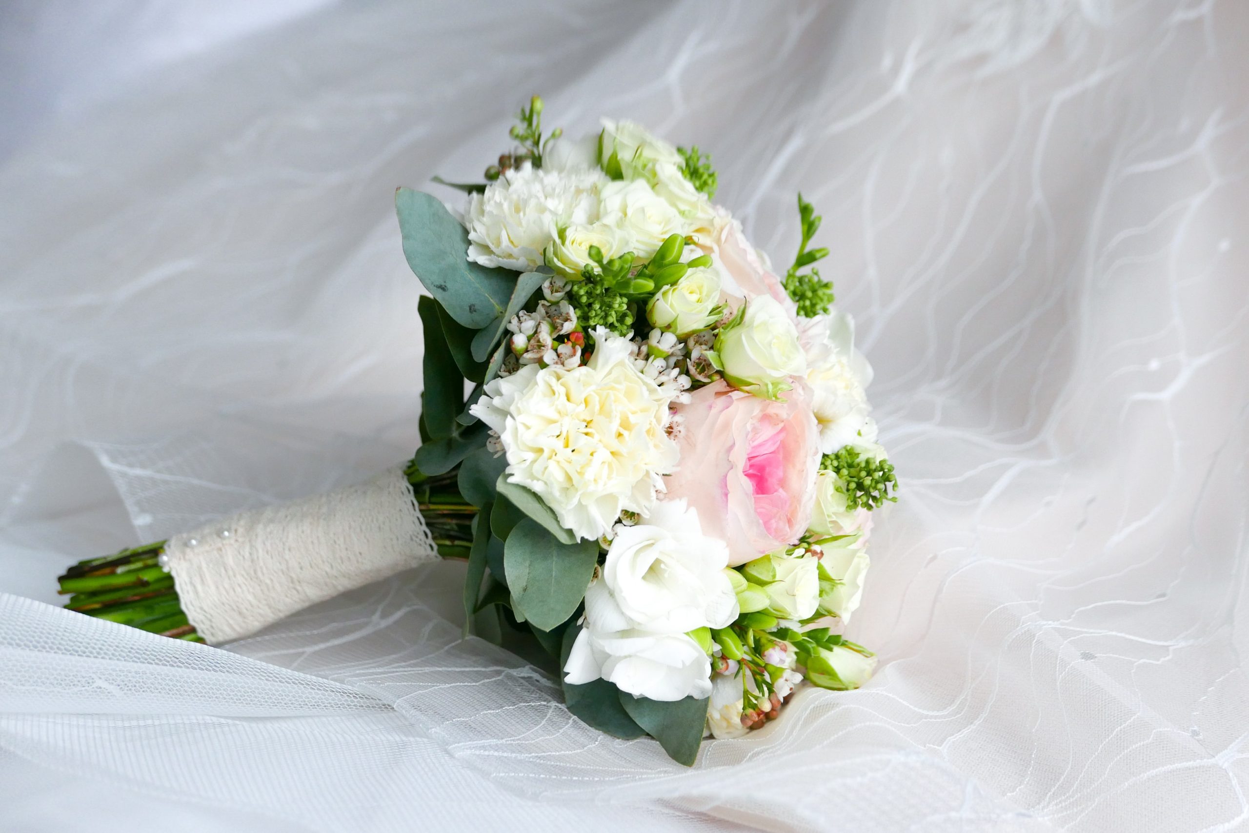 Summer Wedding Flower Trends